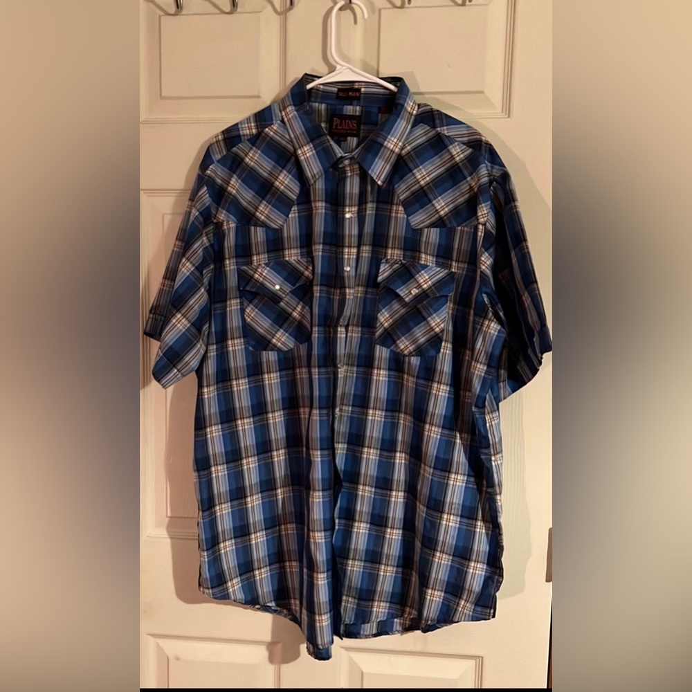 Plains Western Wear Blue plaid Shirt, tall man, short sleeve, size XXLT.